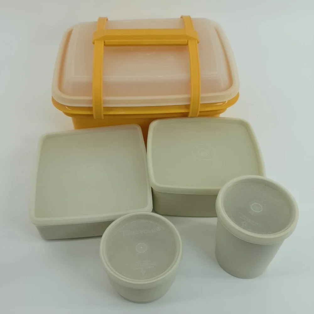 Tupperware Pack-N-Carry Yellow Lunchbox #1254 w Handle W. Gray Containers Vtg
